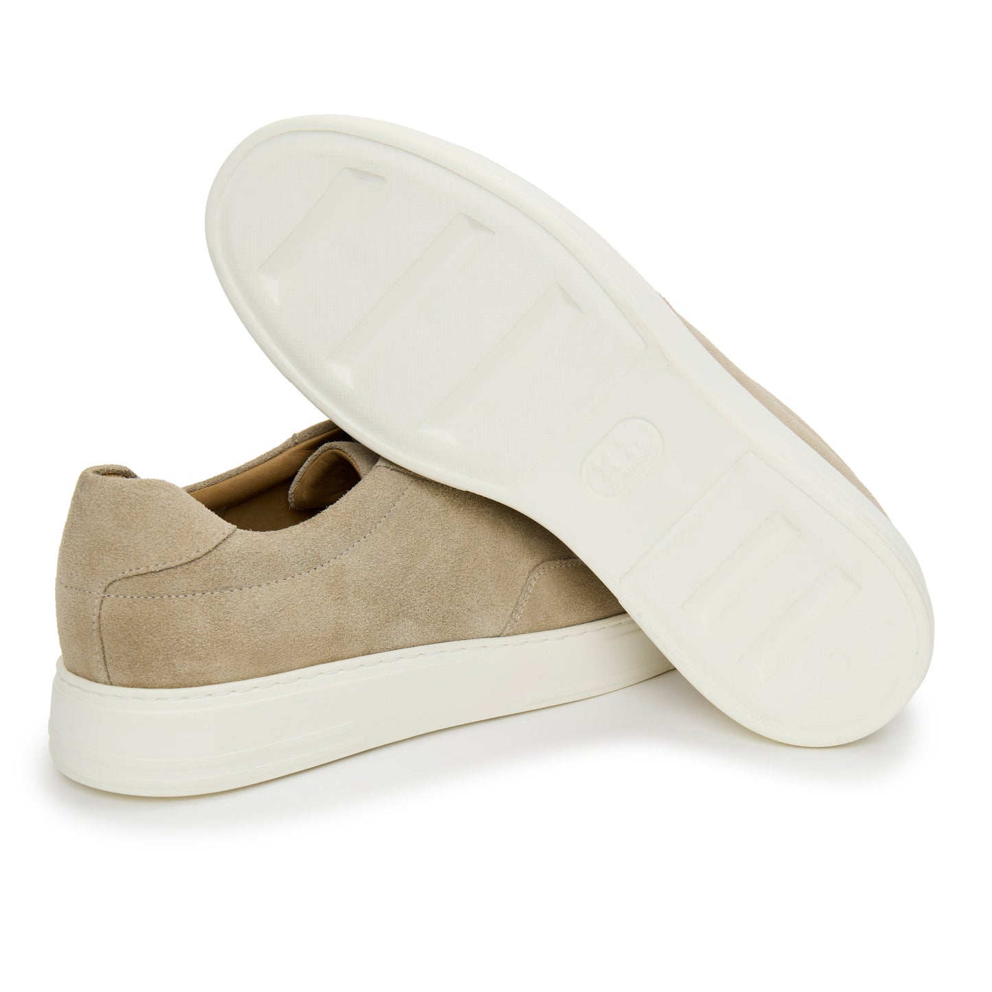 COMBO CON ZAPATILLAS Asics Gel-Cumulus 26 + Asics Gel-Nimbus 26